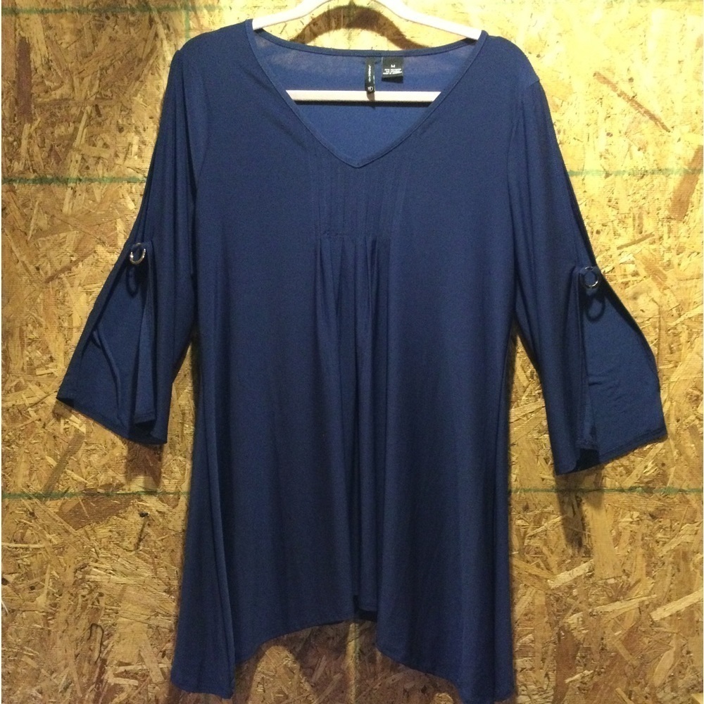 New Direction dark blue Vneck hi-lo sleeves and bottom hem.lightweight tunic szM